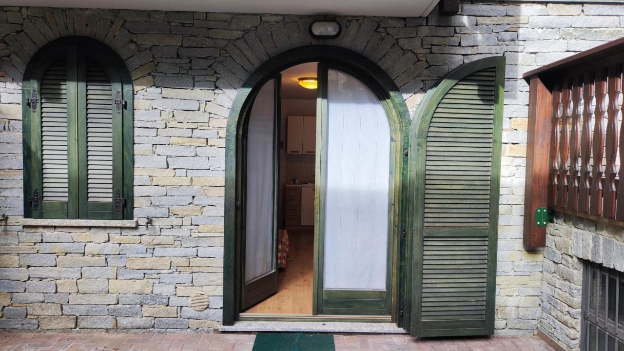 Casa Aprica Piste Da Sci Baradello Apartment Exterior photo